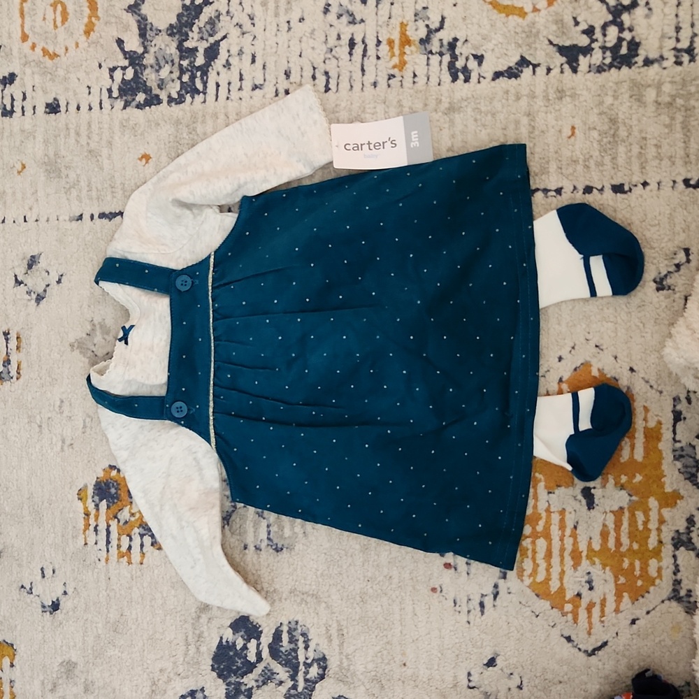 NWT Carter's outfit set